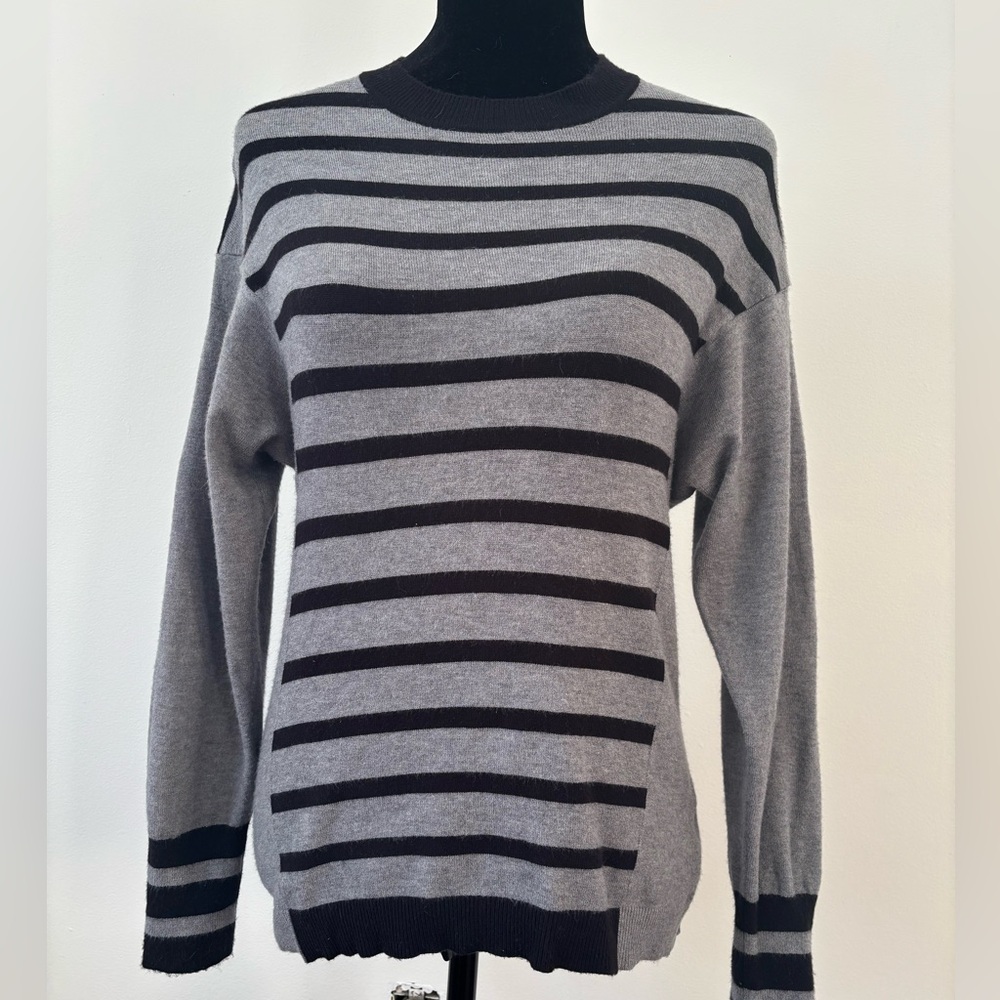 Liz Claiborne Striped Sweater